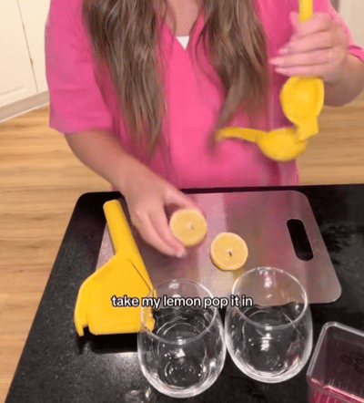 Lemon Squeezer, Effortless Manual Flat Lime Juicer Squeezer