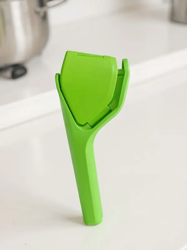 Lemon Squeezer, Effortless Manual Flat Lime Juicer Squeezer