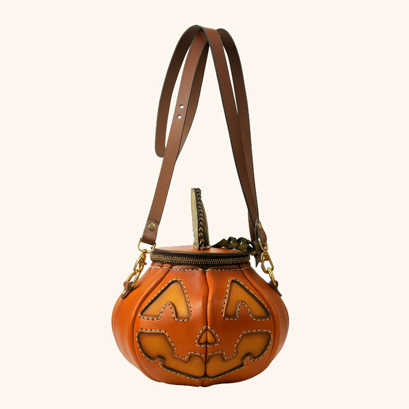 🎃 Pumpkin Charm Bag — A Little Piece of Halloween Magic 🕸️